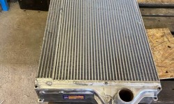 JOHN DEERE 8235R, 8260R, 8285R, 8310R