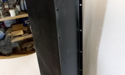 Масляной радиатор для экскаватора JCB 220