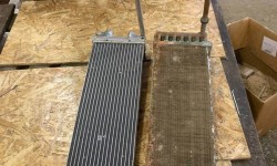 Радиатор отопителя экскаватора-погрузчика JCB